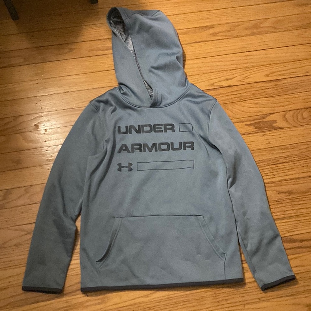 Under Armour boy’s sweatshirt